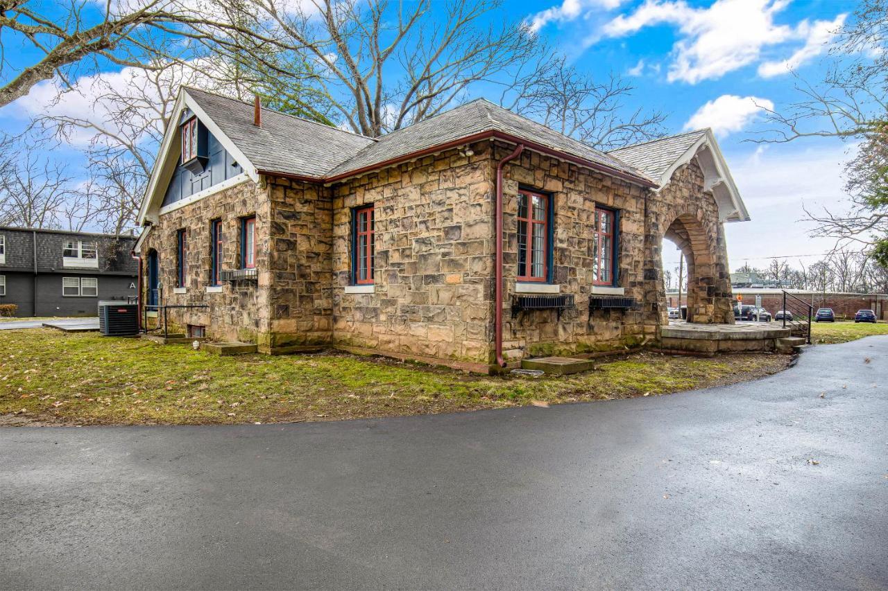 The Howe House Nashville Exterior photo